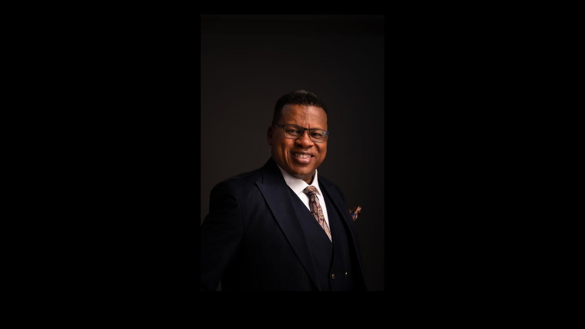 Dr Alexander Faranpojo